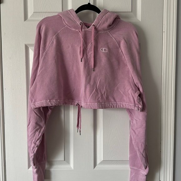 Cropped pink Champion Hoodie - Picture 1 of 2